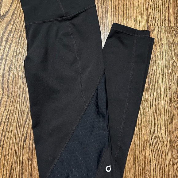 2/$15 GapFit black gfast workout leggings size small - Picture 2 of 11